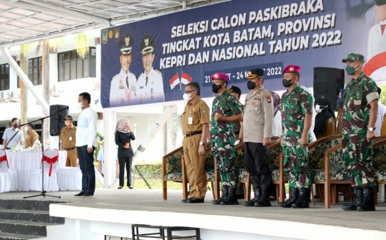 Apel Pembukaan Seleksi Calon Paskibraka, Rudi: Ikuti Seleksi dengan Baik dan Yakin Pada Kemampuan Sendiri 1 275924438_2346572168816069_6695933082570496695_n-768x479