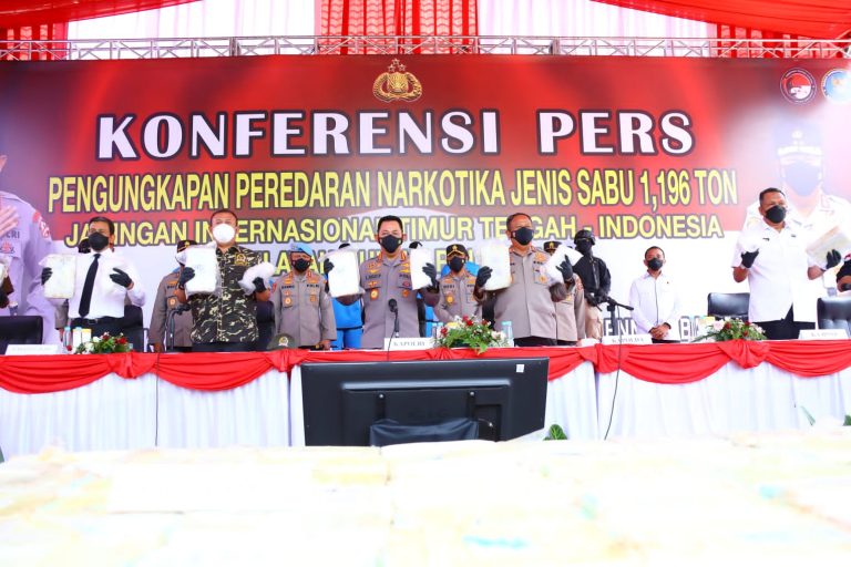 Cegah dan Berangus Peredaran Narkotika, Polri Ungkap Kasus Narkotika Jenis Sabu 1,196 Ton 4 IMG-20220324-WA0043