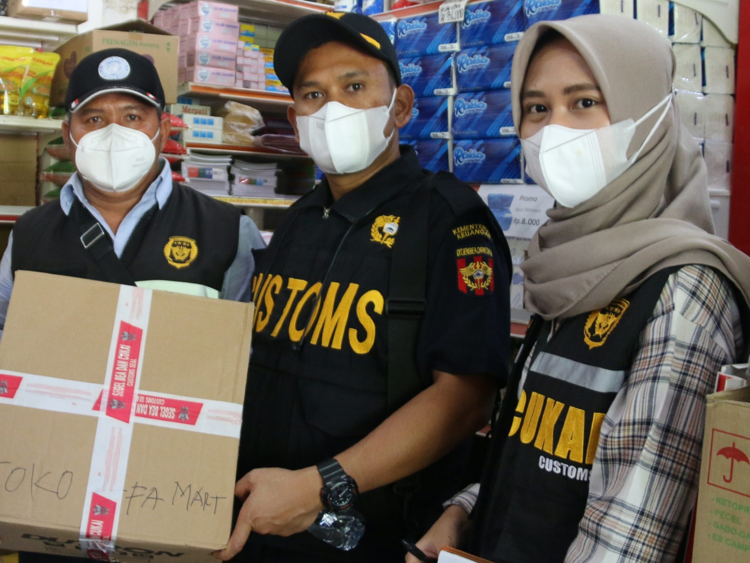 Gempur Rokok Ilegal, Bea Cukai Batam Komitmen Lakukan Pengawasan Peredaran Barang Kena Cukai Hasil Tembakau ilegal 1 IMG_20220301_211946
