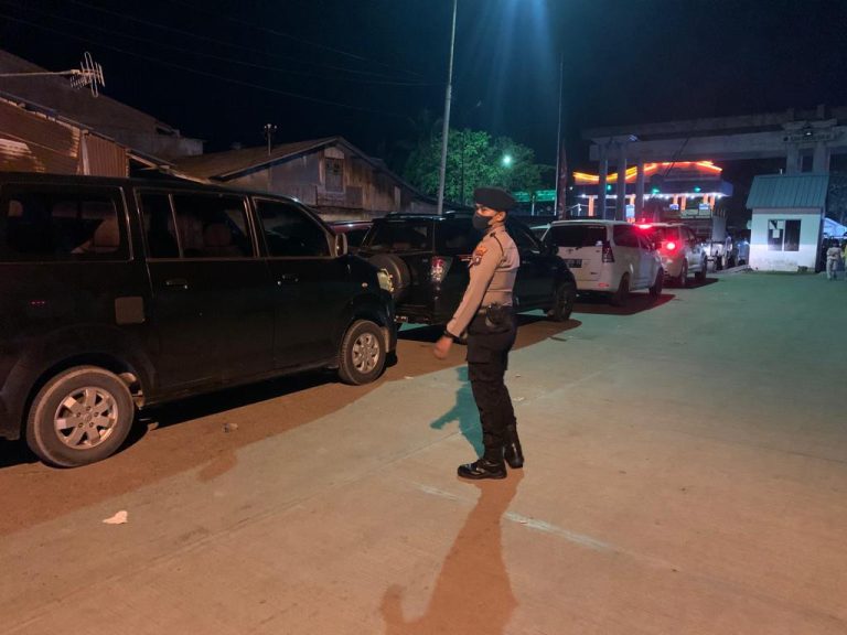 Antrian Kendaraan Arus Balik Lebaran dari Pelabuhan Tanjung Uban Bintan ke Batam Membludak Hingga Jalan Raya 3 IMG-20220507-WA0046