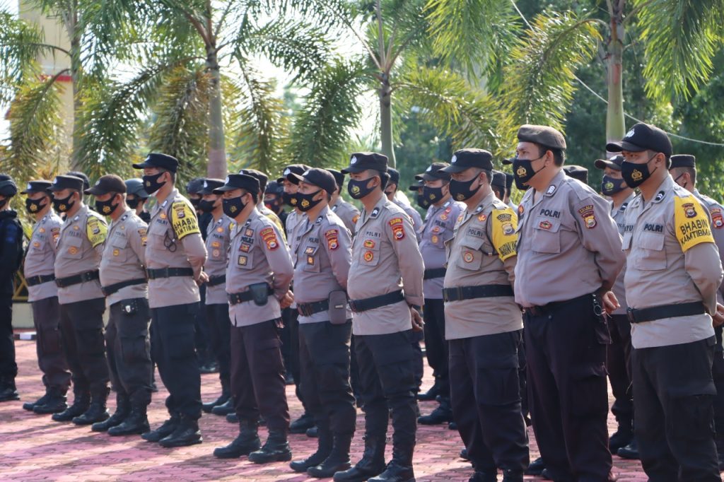 Polres Mukomuko Gelar Apel Pasukan Pengamanan TPS Pilkades Serentak se-Kabupaten Mukomuko 2