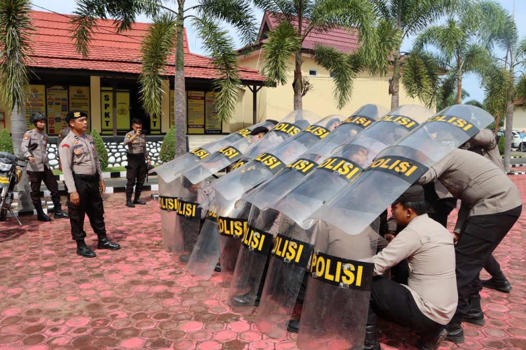 Ciptakan Situasi Kamtibmas yang Kondusif, Polres Mukomuko Gelar Latihan Penindakan Huru-Hara 5