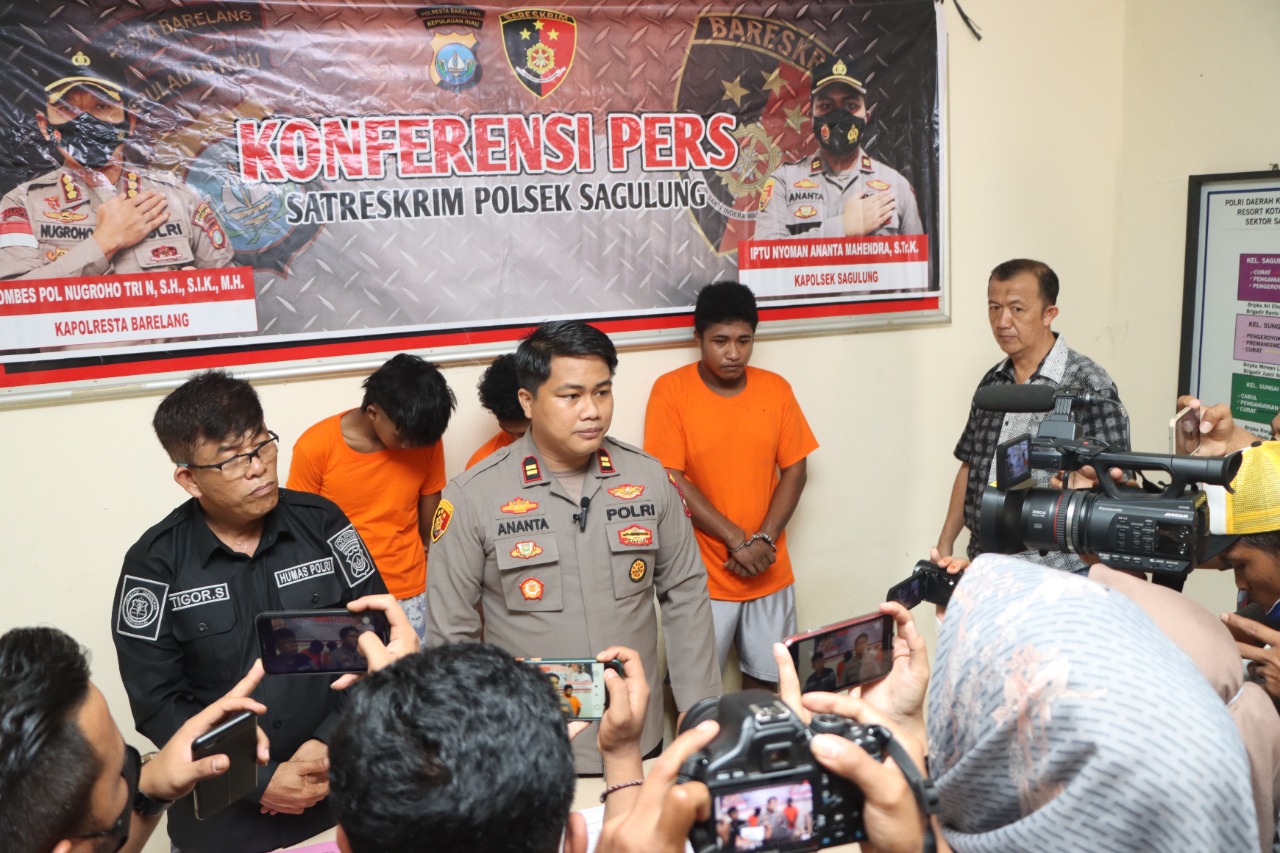 Beraksi di 2 TKP, 4 orang Pelaku Curanmor Diamankan Tim Opsnal Polsek Sagulung 1 IMG-20220529-WA0013