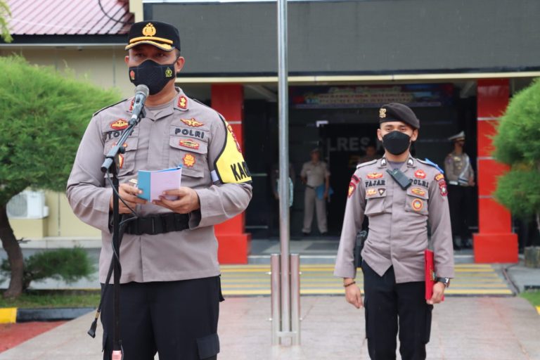 Polres Karimun Gelar Apel Pasukan Operasi Patuh Seligi 2022 dalam Rangka HUT Bhayangkara 1 IMG-20220613-WA0071