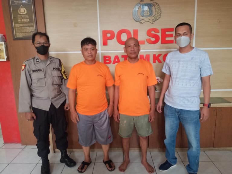 Tim Opsnal Polsek Batam Kota Amankan 2 Oknum Wartawan atas Dugaan Pemerasan pemilik Cafe Flints Social House Bar Kota Batam 10 warta