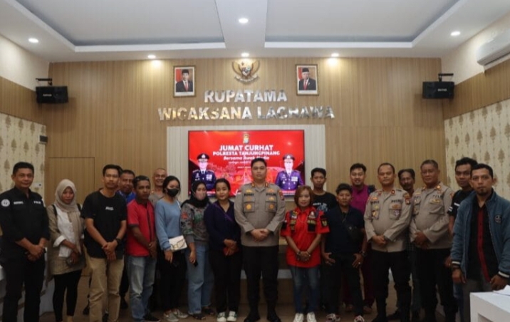 Polres Tanjungpinang Jum'at Berkah bersama Media di Kota Tanjungpinang 1 IMG_20230108_180318