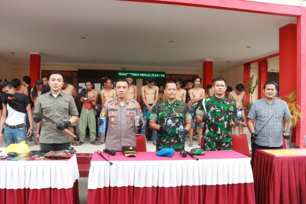 Tim Gabungan 'Operasi Pekat' Obrak-abrik Simpang DAM, Kampung Aceh Batam 1 IMG-20230321-WA0188