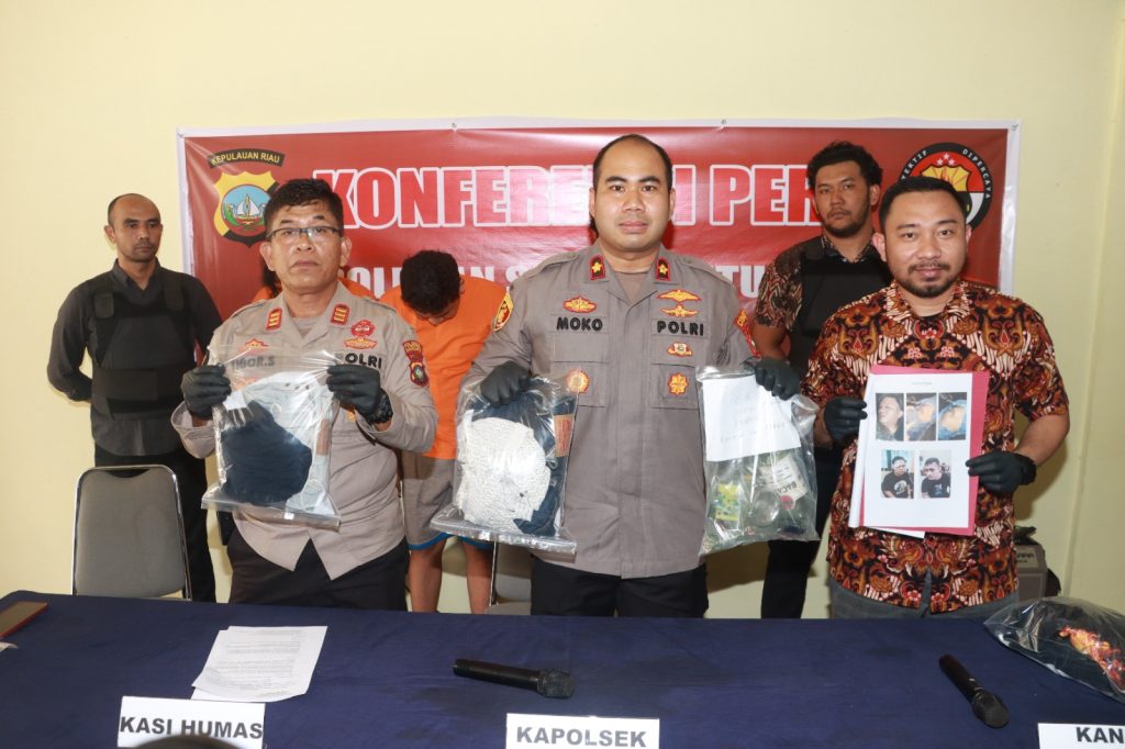 Konferensi Pers Ungkap Pelaku Pengeroyokan dan Penganiayaan 1 IMG-20230324-WA0039
