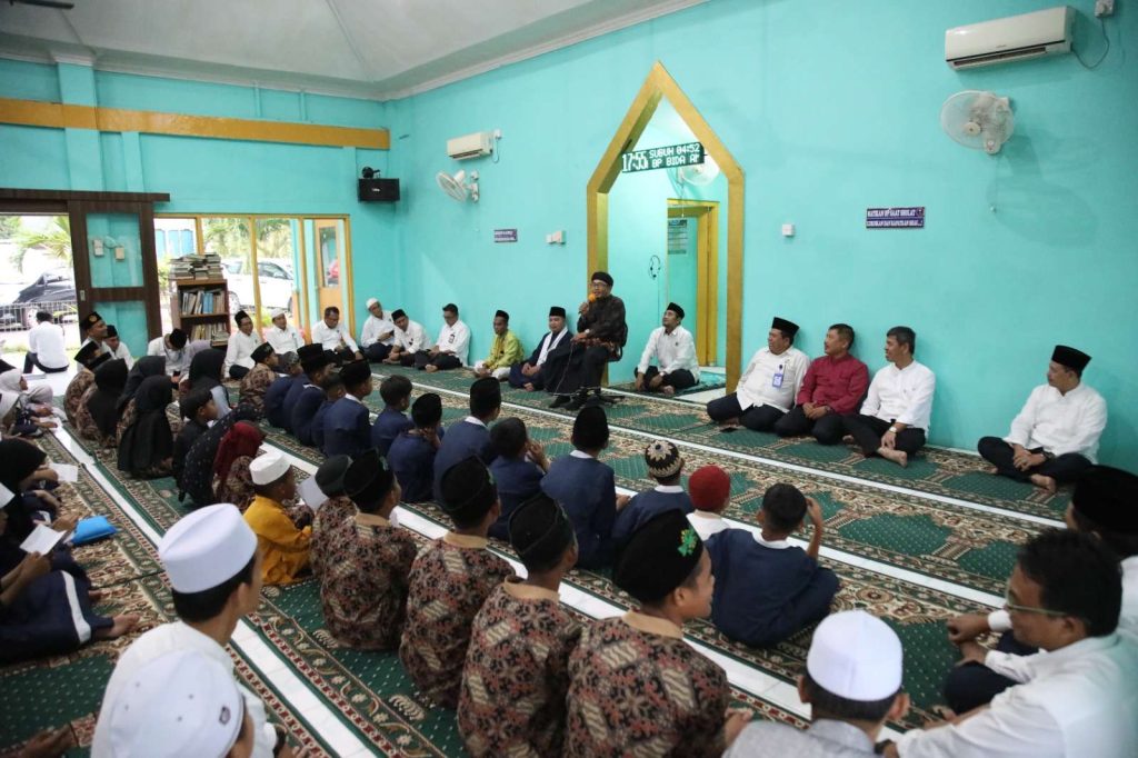 Safari Ramadhan, BP Batam Berikan Santunan kepada Anak Yatim 1 sapari ramadhan