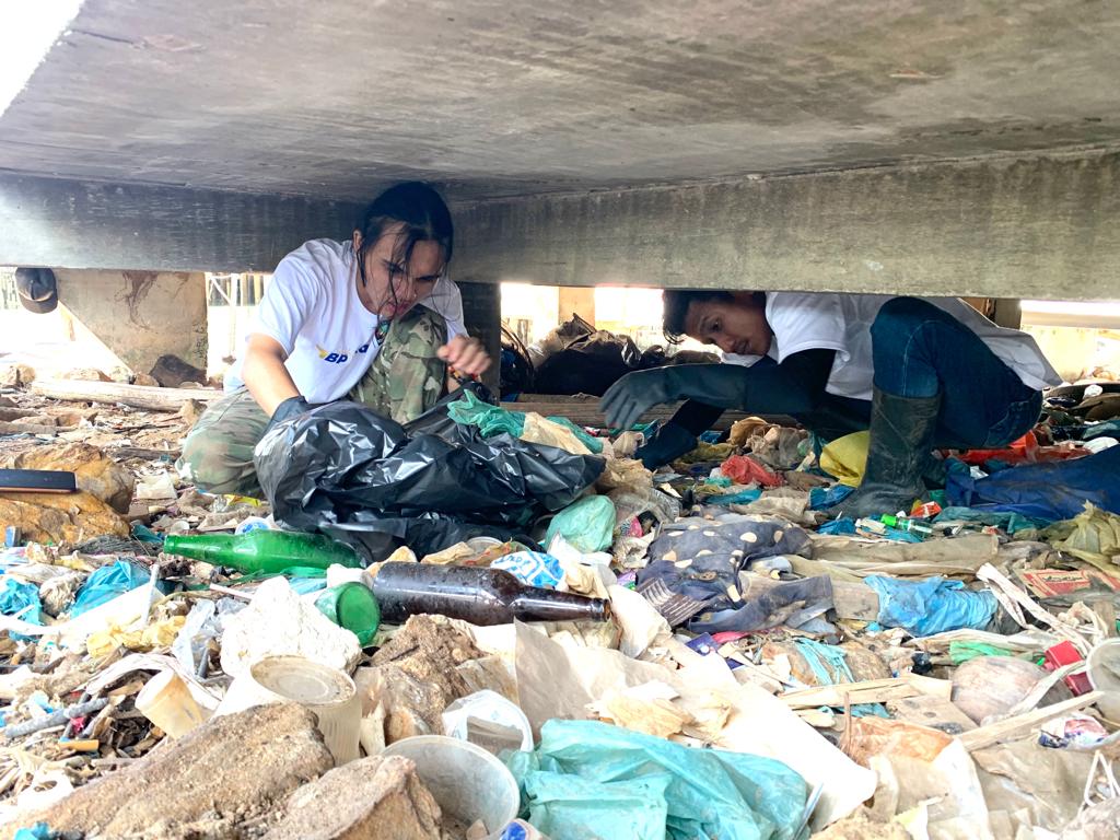 Bersama Colours Global, Sahabat Humas BP Batam Lakukan Aksi Bersih-Bersih di Tanjung Riau 1 IMG-20230523-WA0055