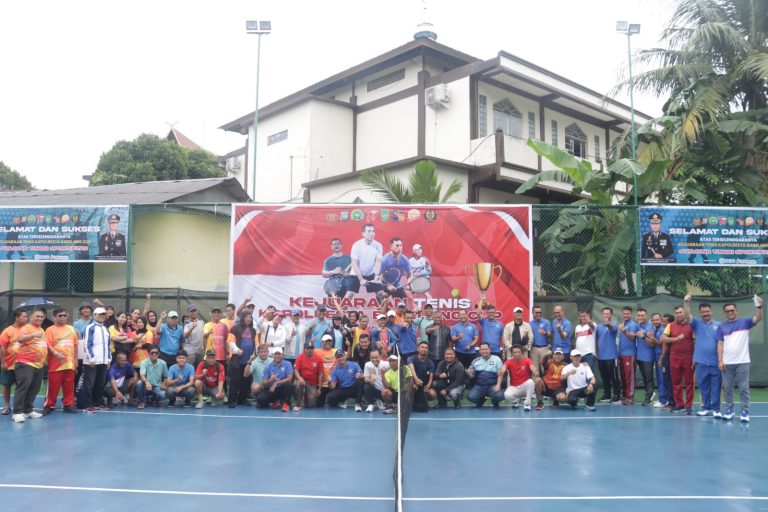 Kapolresta Barelang Gelar Kejuaraan Tennis Lapangan Bhayangkara Cup 1 IMG-20230630-WA0230