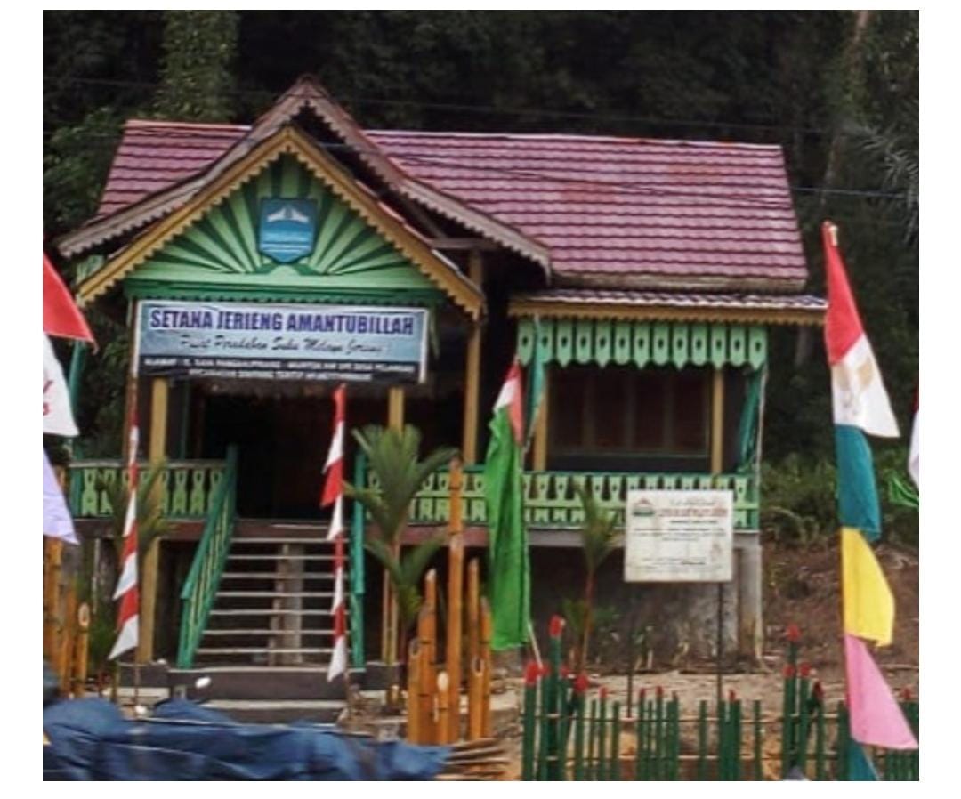 Lestarikan Rumah Adat, PT Timah Tbk Kembali Bantu Pembangunan Rumah Adat Setana Jering Amantubillah 1 WhatsApp Image 2023-08-18 at 20.23.37