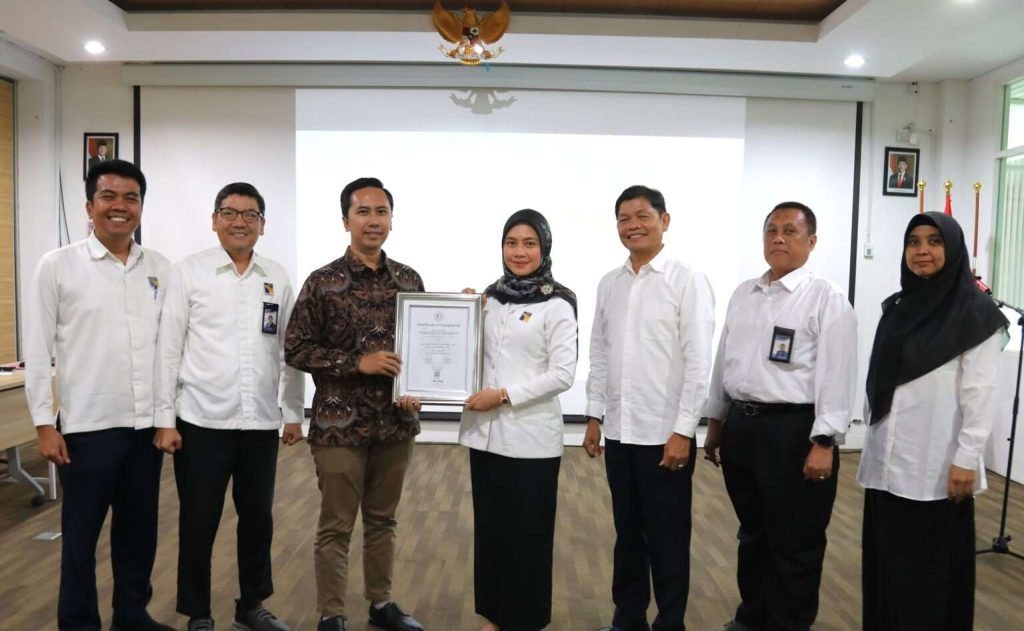 Instalasi Radiologi dan MCU RSBP Batam Terima Sertifikat ISO 9001:2015 1 101124