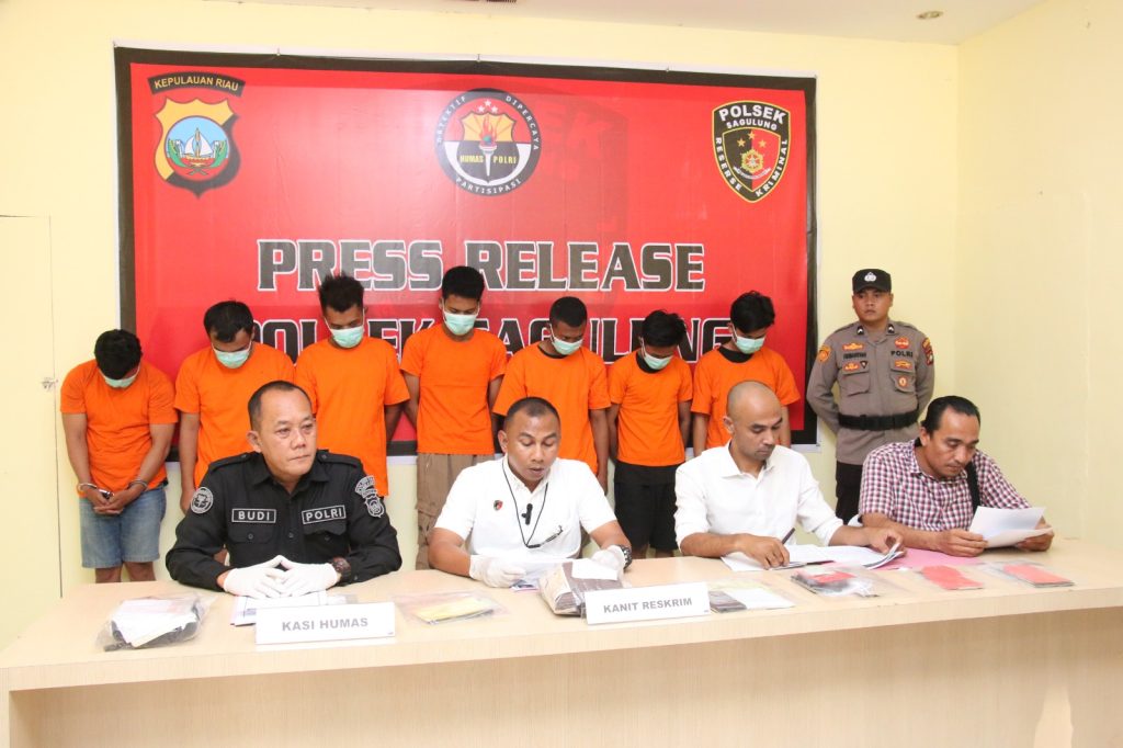 Polsek Sagulung Ungkap Jaringan Pencurian Kendaraan Bermotor, 5 Pelaku Ditangkap 1 IMG-20250203-WA0093