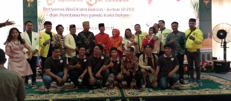 Jalin Silaturahmi, Komisi HAAK dan Pemuda Katolik Batam Hadiri Perayaan Idhul Fitri 7 IMG-20250331-WA0204