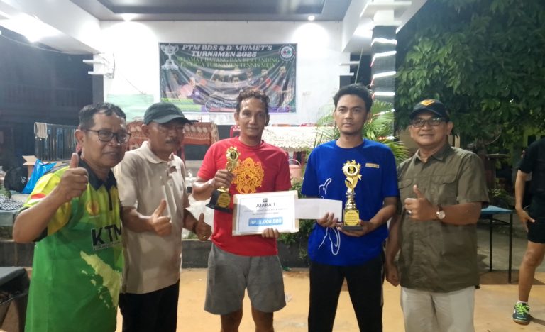 Tim Ombeng/Arif Juara Pertama Turnamen Tenis Meja PTM RDS Mumet’s Batam 2025 2 1748710123591