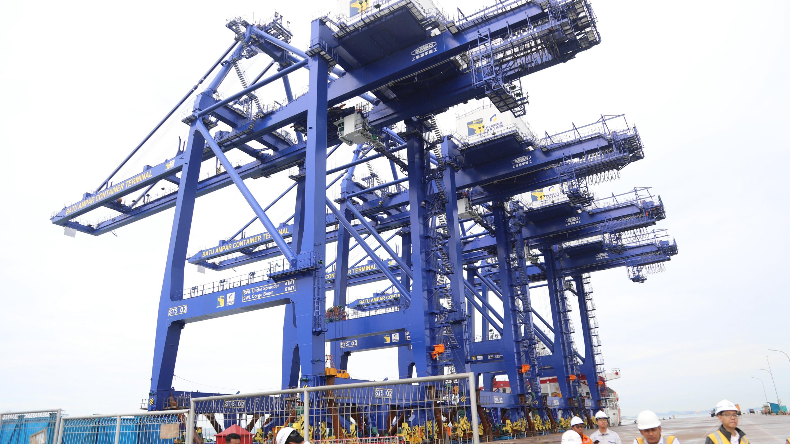 4 STS Crane Baru Tingkatkan Kapasitas Pelabuhan ke 900.000 TEUs 1 IMG-20250521-WA0119