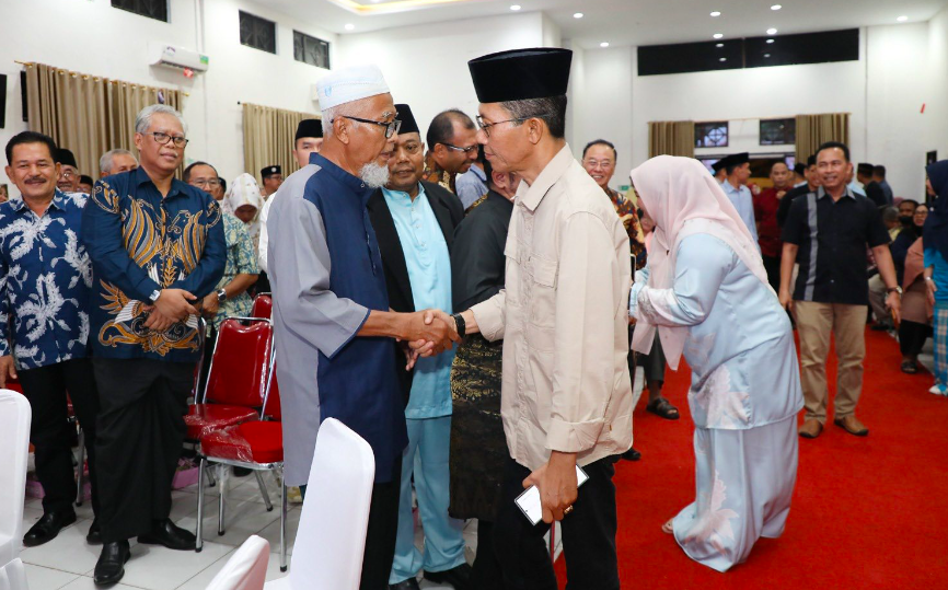 Amsakar Beberkan 15 Program Prioritas Pemerintah untuk Masyarakat 1 Screen Shot 2025-05-14 at 14.59.14