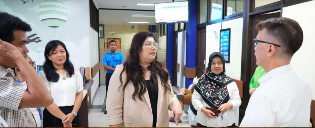 Deputi Bidang Pelayanan Umum Cek Layanan di RSBP Batam dan Kondisi Agribisnis Sei Temiang 1 Screen Shot 2025-05-19 at 22.34.22