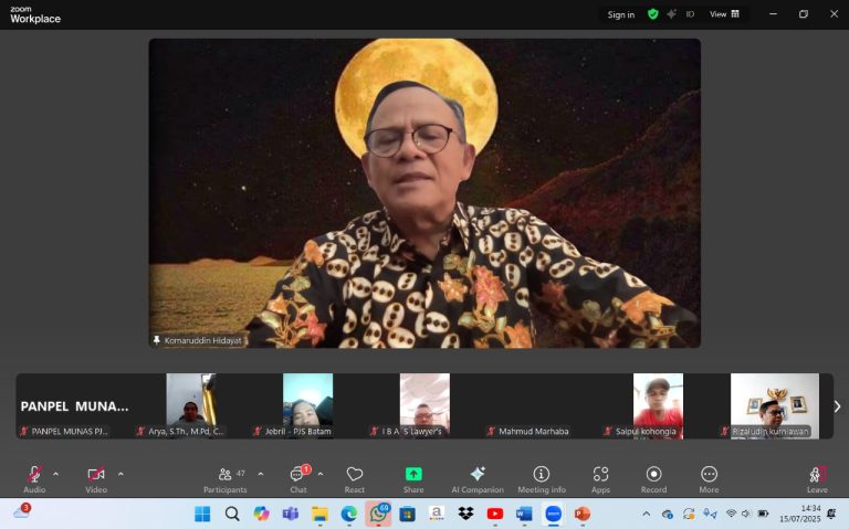 Ketua Dewan Pers Tutup Seminar Nasional PJS di Palu, Soroti Masa Depan Pers Siber 2 Chanelnusantara