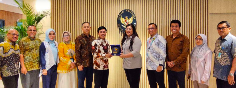 RSBP Batam dan Kemenkes RI Bahas Tindak Lanjut Kerja Sama dan Dukungan Peralatan RS 10 Screen Shot 2025-10-23 at 19.58.23