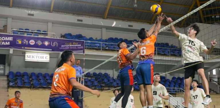 Lapangan Jadi Saksi, Batam dan Singapura Pererat Hubungan Lewat Bola Voli 4 Screen Shot 2025-10-23 at 20.11.32