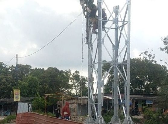Meski Ditolak Warga, Pembangunan Tower di Sempadan Sungai Terus Berlanjut 6 1763208755649